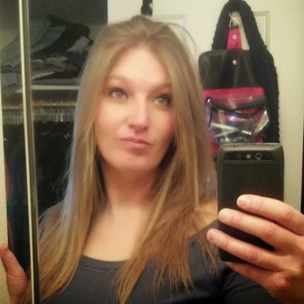 Meet your Posher, Michele